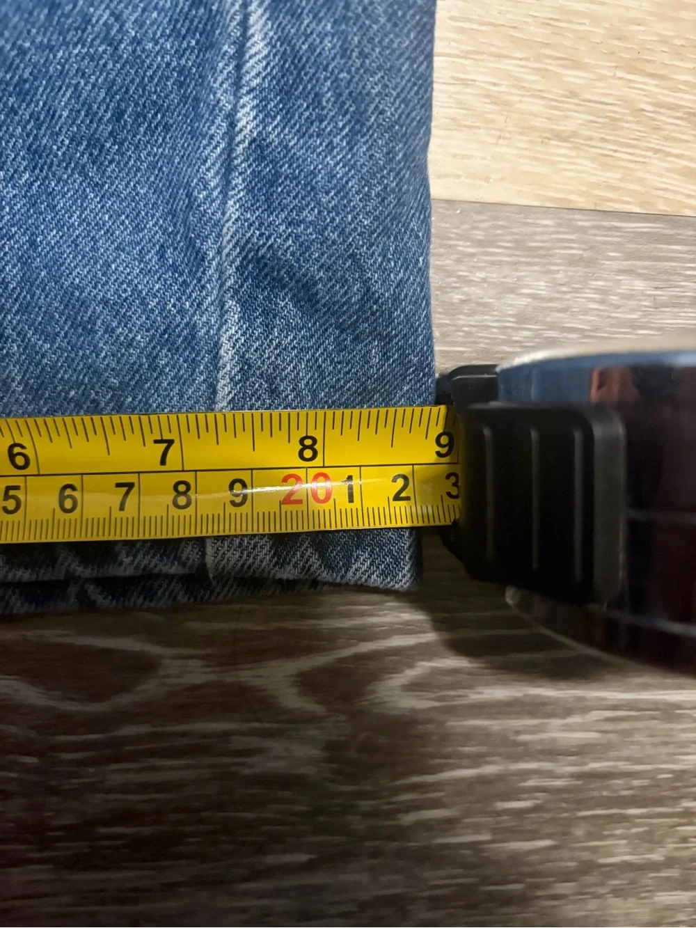 Vintage Levi Silver Tab Medium Blue Wash Loose Jeans